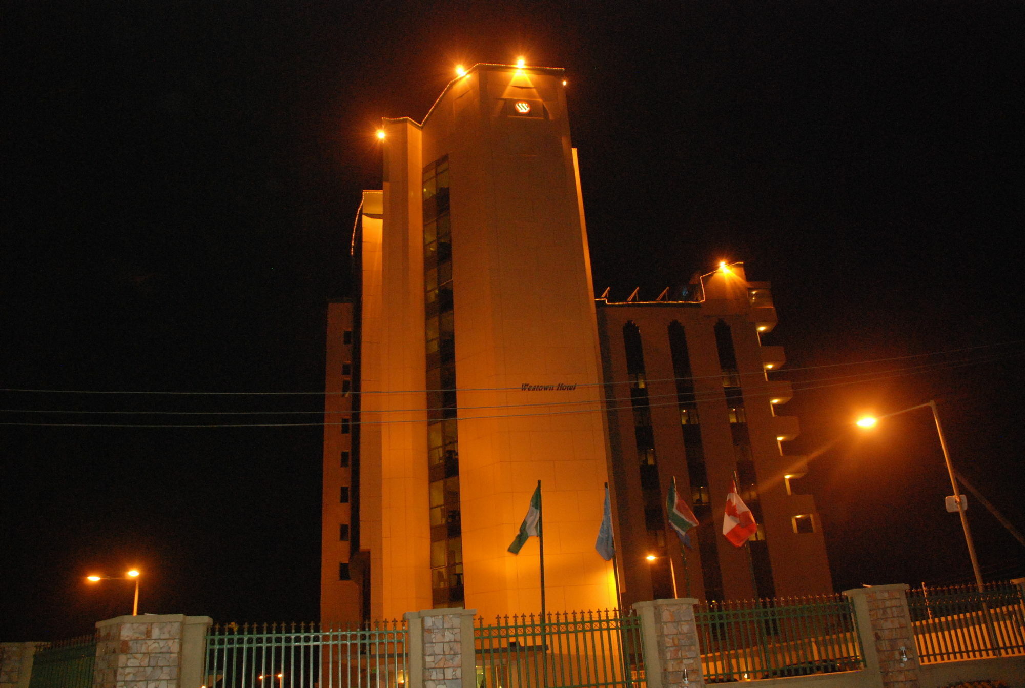 Westown Hotel Lagos Exterior foto